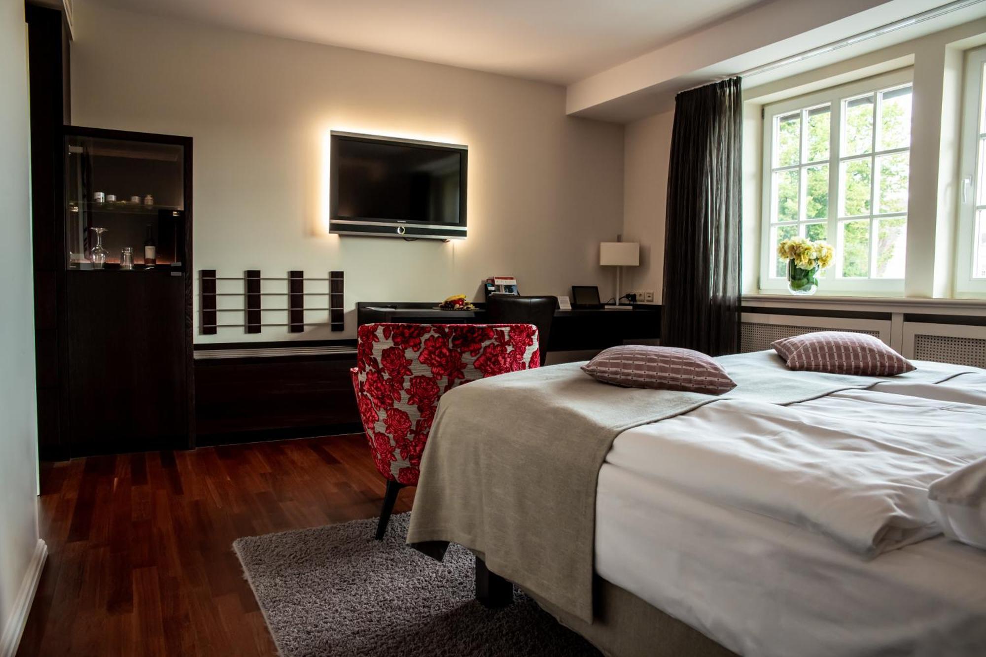 Schlosshotel Muenchhausen Aerzen Esterno foto