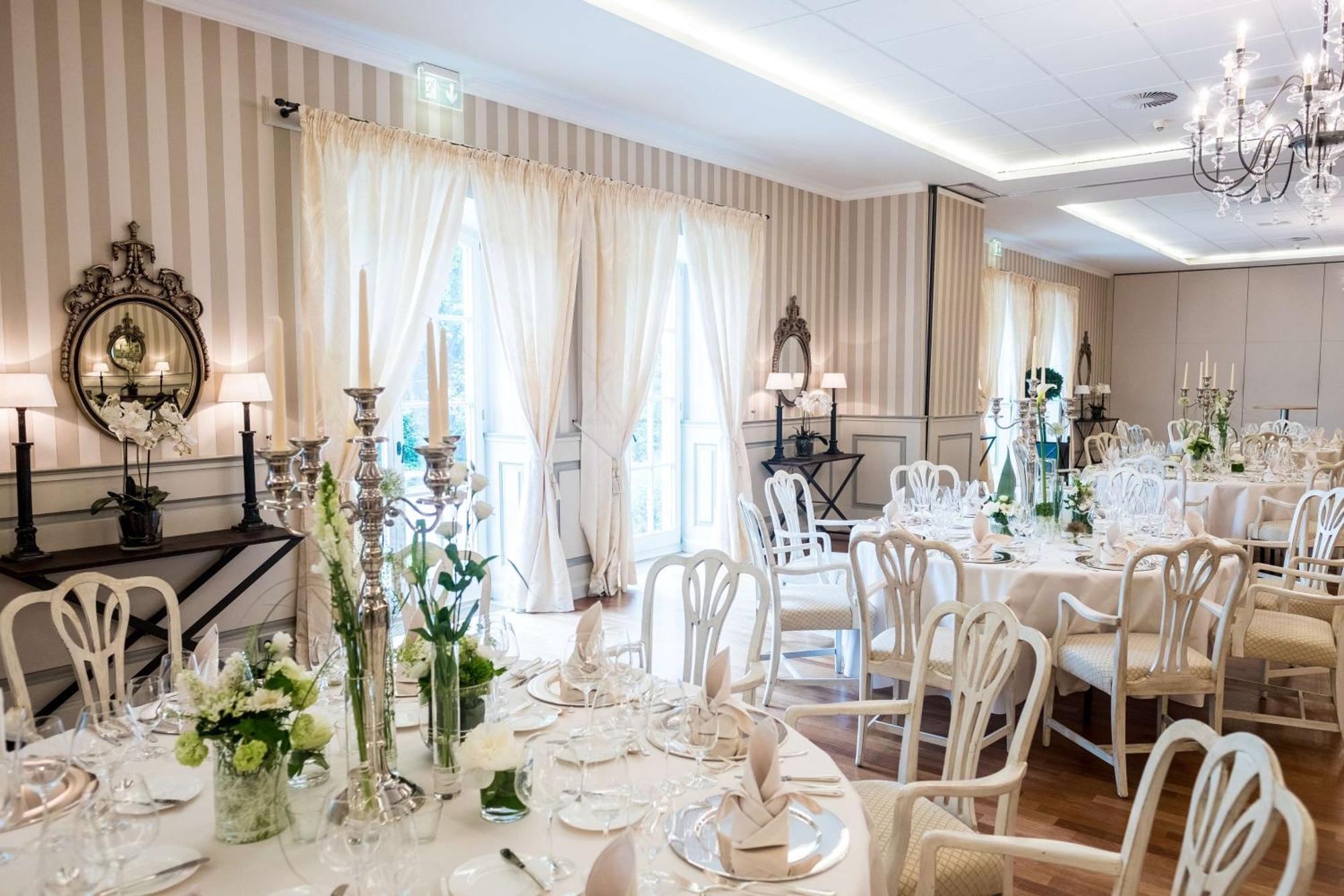 Schlosshotel Muenchhausen Aerzen Esterno foto