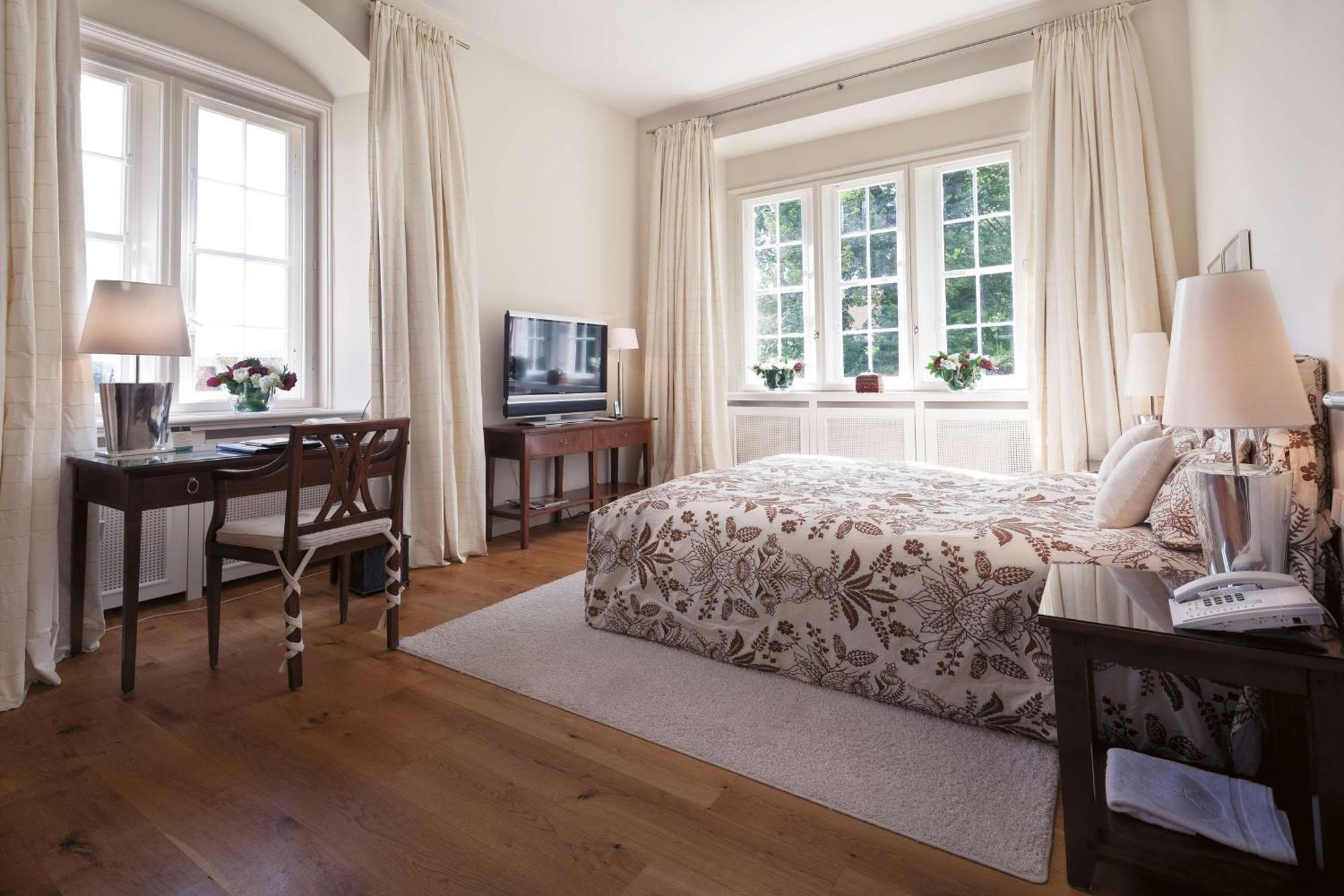 Schlosshotel Muenchhausen Aerzen Esterno foto